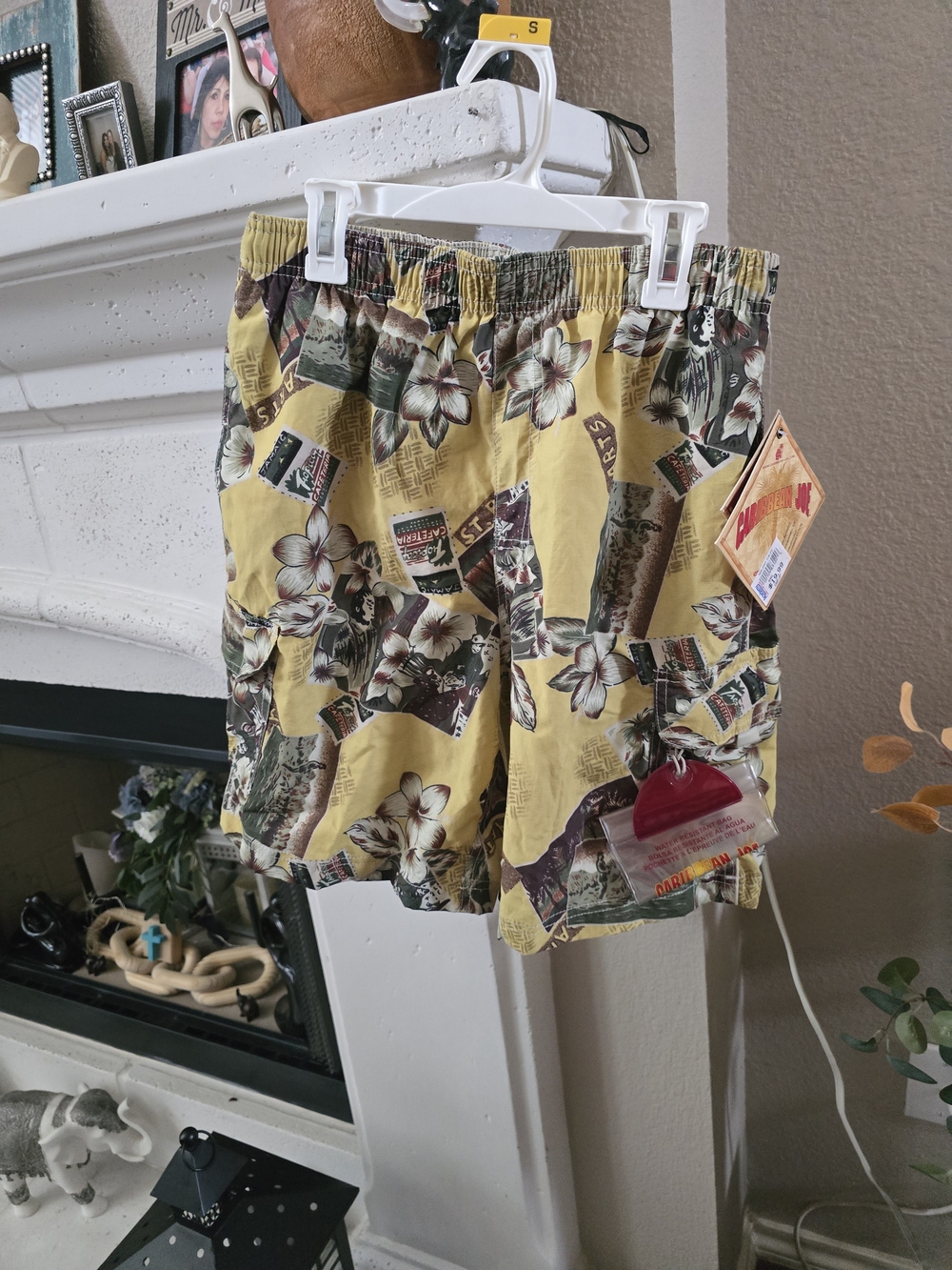 Caribbean Joe Yellow Tropical Print Kids swimwear Shorts Sz. S
